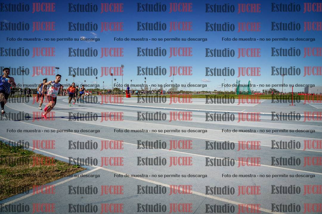 Fotos de los 200 m llanos de varones