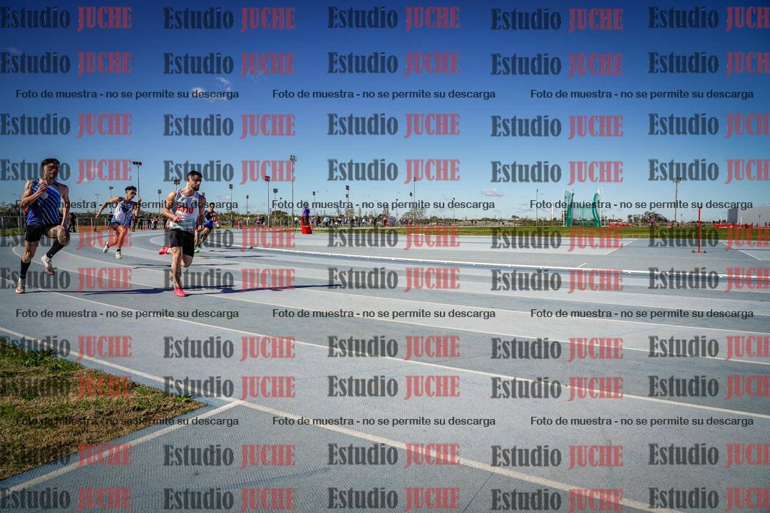 Fotos de los 200 m llanos de varones