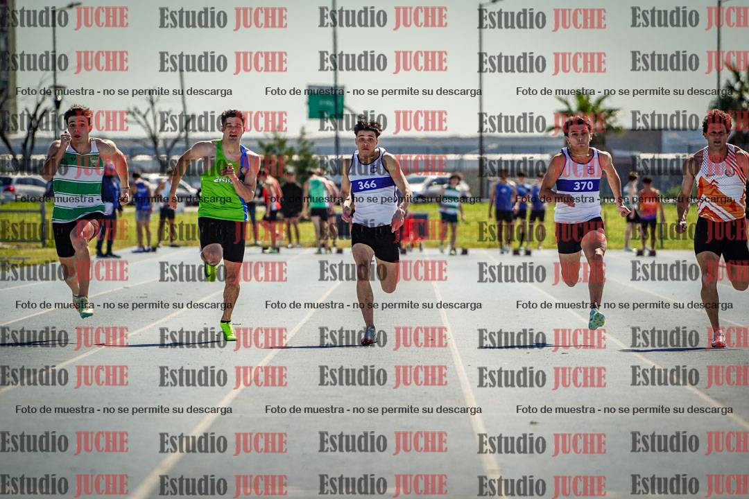 Fotos de los 100 m llanos de varones