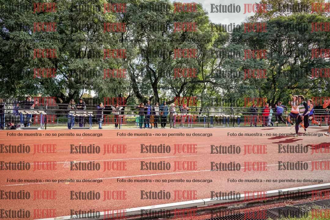 Fotos de los 100 m llanos de varones