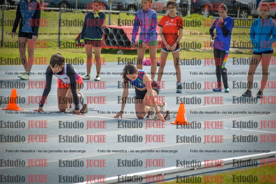 Fotos de los 80 m llanos de mujeres
