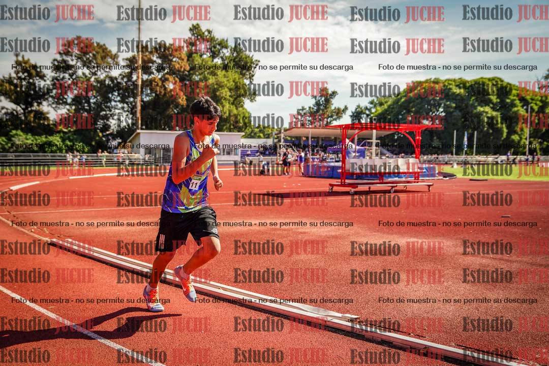 Fotos de los 2400 m de varones