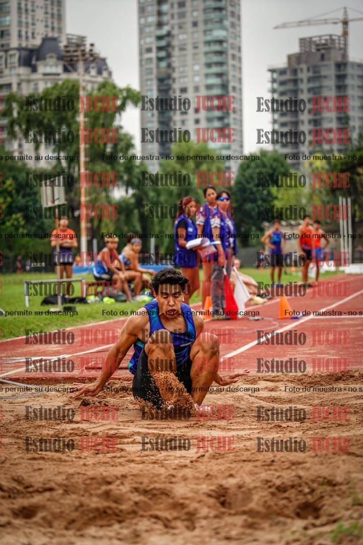 Fotos del salto triple - tabla de 8 y 10