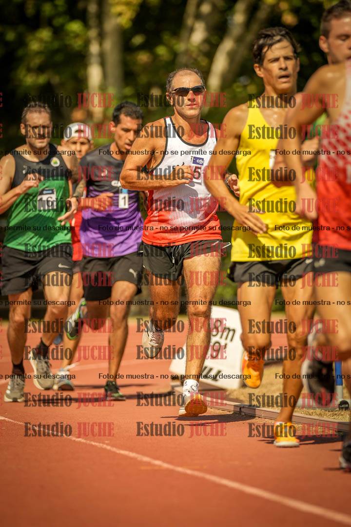 Fotos de los 3000 m llanos de varones