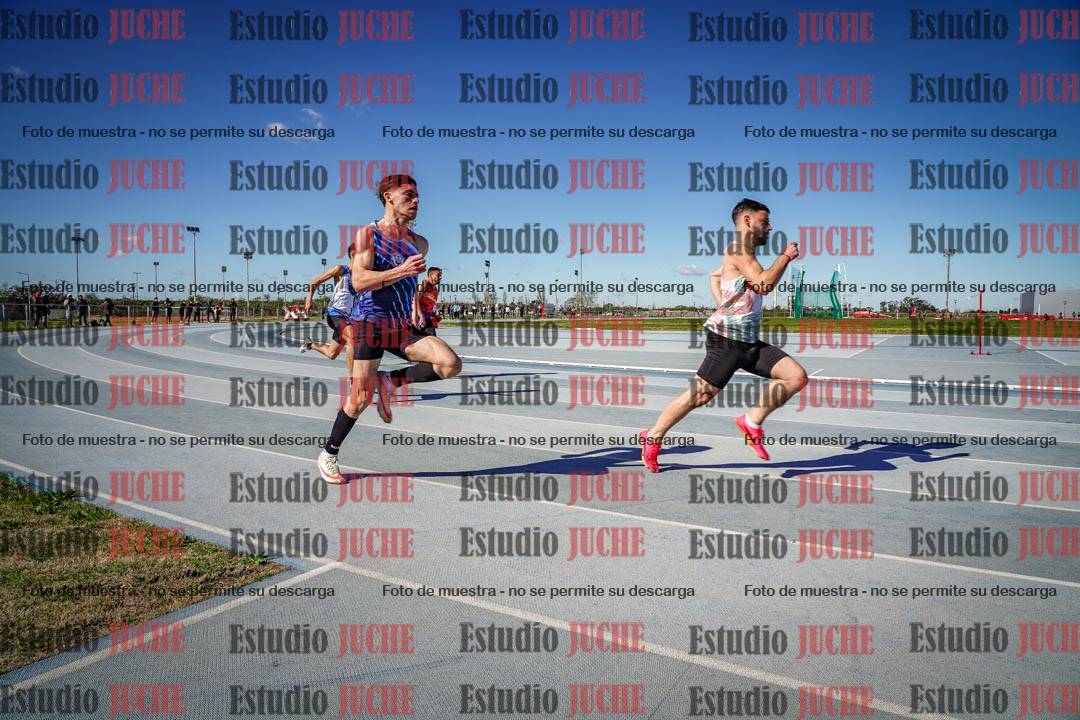 Fotos de los 200 m llanos de varones