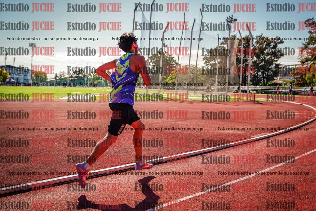 Fotos de los 2400 m de varones