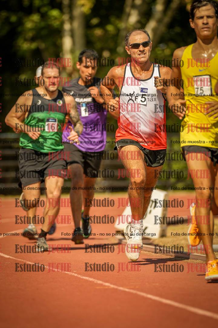 Fotos de los 3000 m llanos de varones
