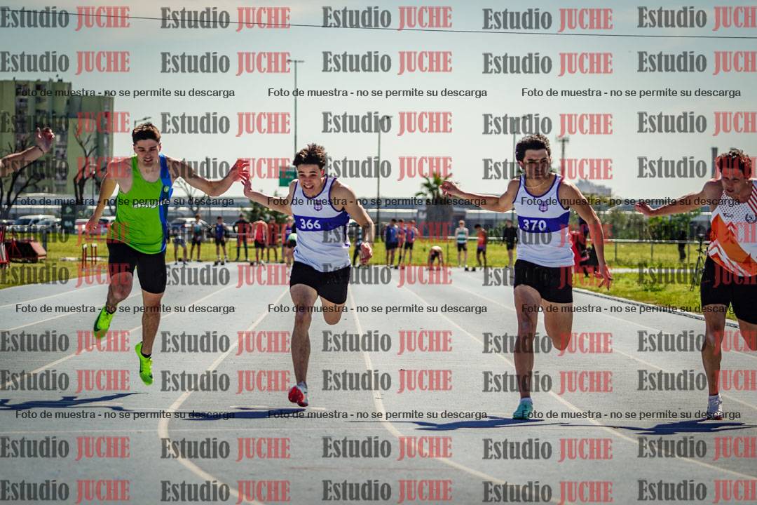 Fotos de los 100 m llanos de varones