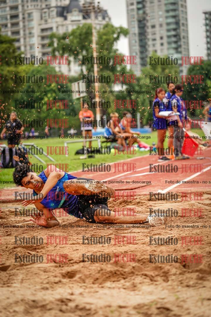 Fotos del salto triple - tabla de 8 y 10