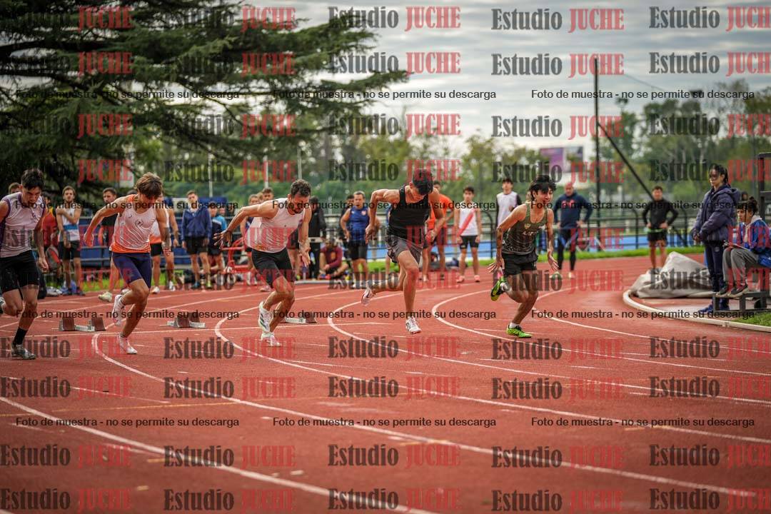 Fotos de los 100 m llanos de varones