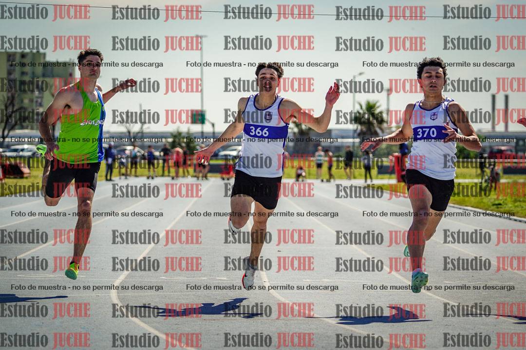 Fotos de los 100 m llanos de varones