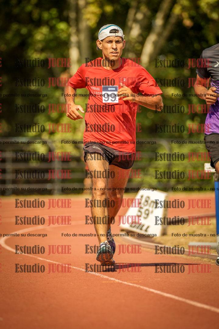 Fotos de los 3000 m llanos de varones