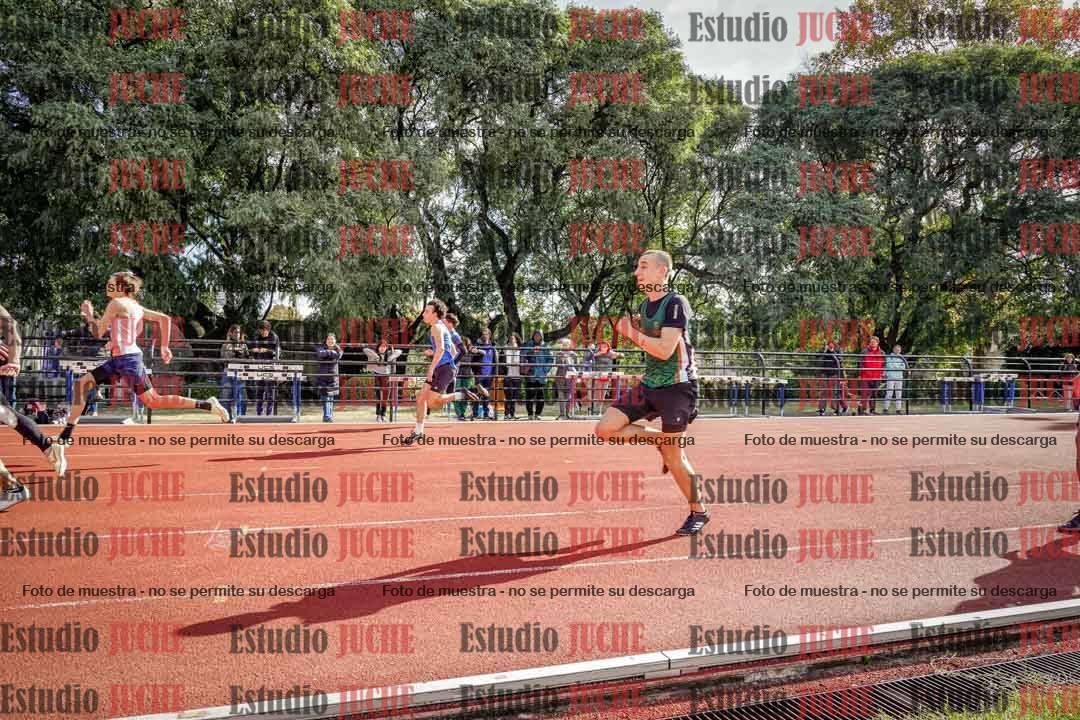 Fotos de los 100 m llanos de varones