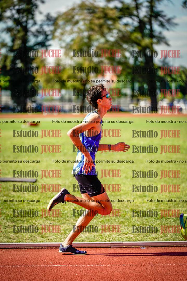 Fotos de los 2400 m de varones