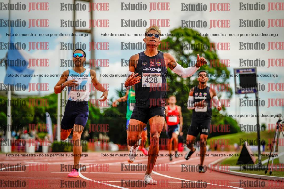 Fotos de los 800 m llanos de varones - FINAL