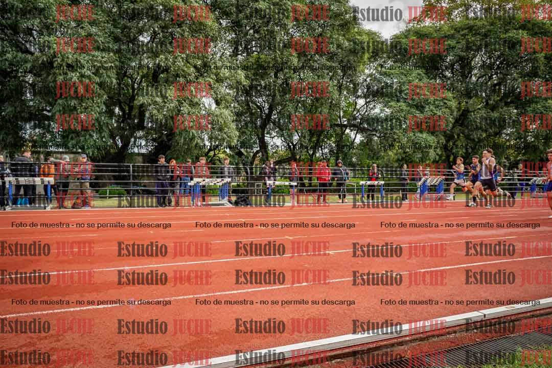 Fotos de los 100 m llanos de varones