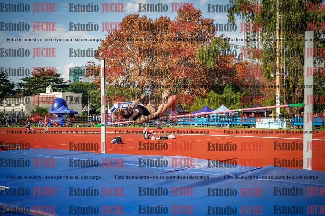 Fotos del salto en alto de mujeres
