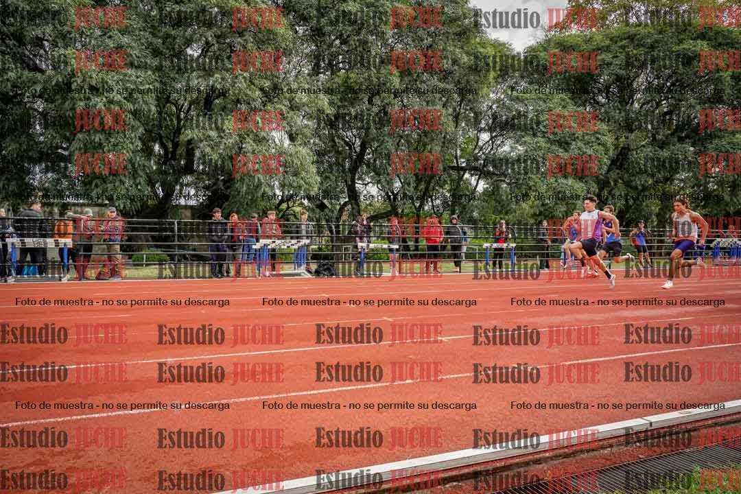 Fotos de los 100 m llanos de varones