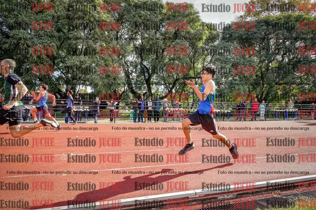 Fotos de los 100 m llanos de varones
