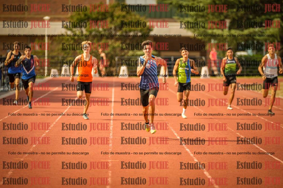 Fotos de los 400 m llanos de varones