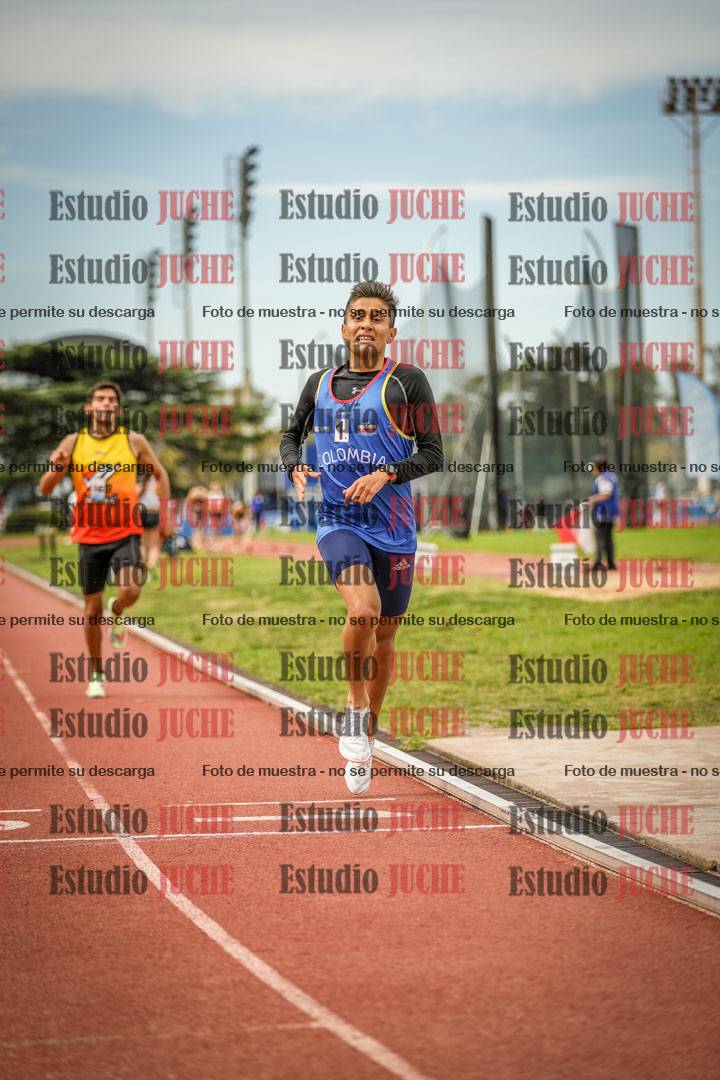Fotos de los 1500 m llanos de varones