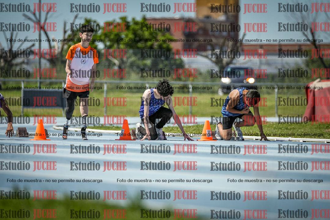Fotos de los 80 m llanos de varones