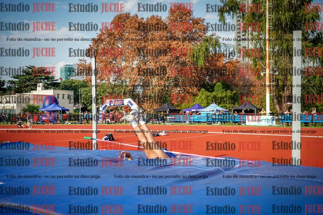 Fotos del salto en alto de mujeres