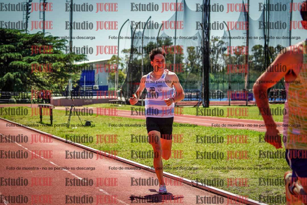 Fotos de los 800 m llanos de varones
