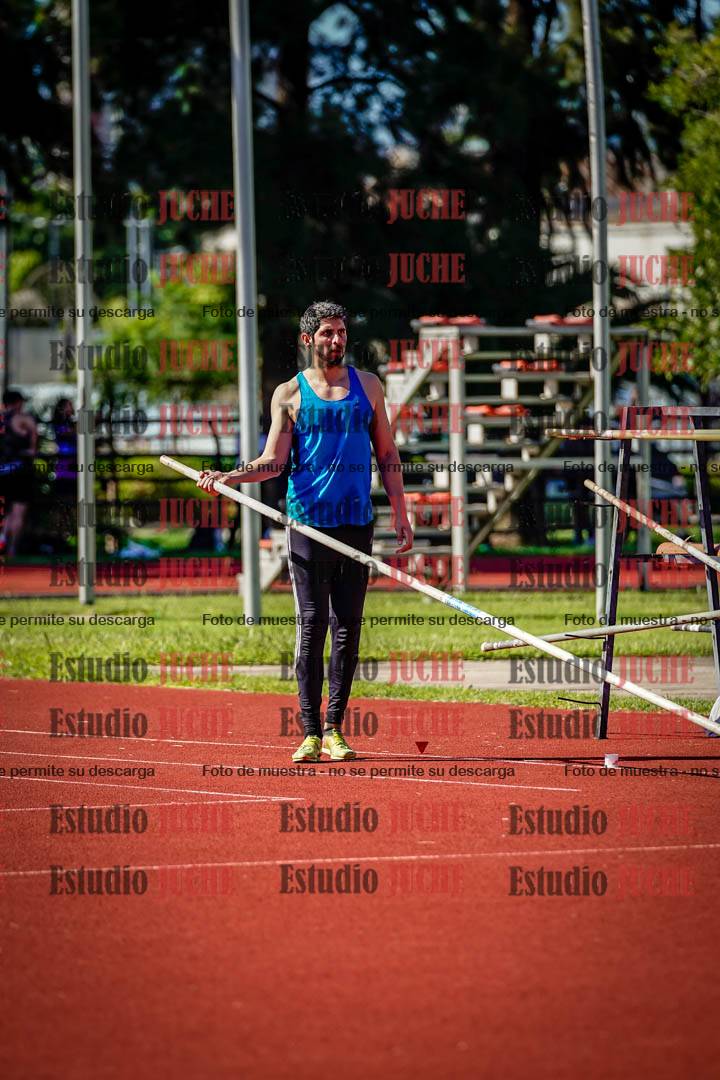 Fotos del salto triple de mujeres y varones