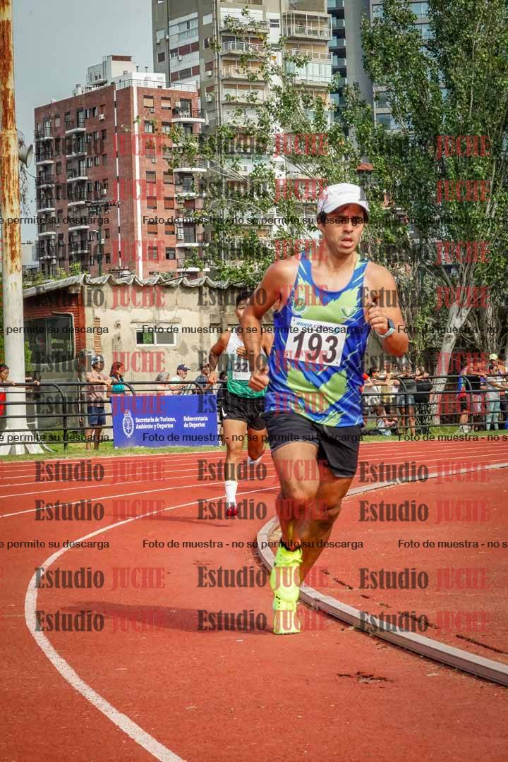 Fotos de los 3000 m llanos de varones
