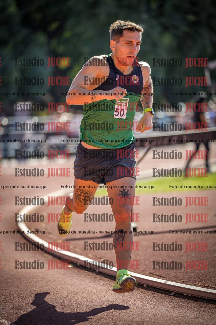 Fotos de los 800 m llanos de varones