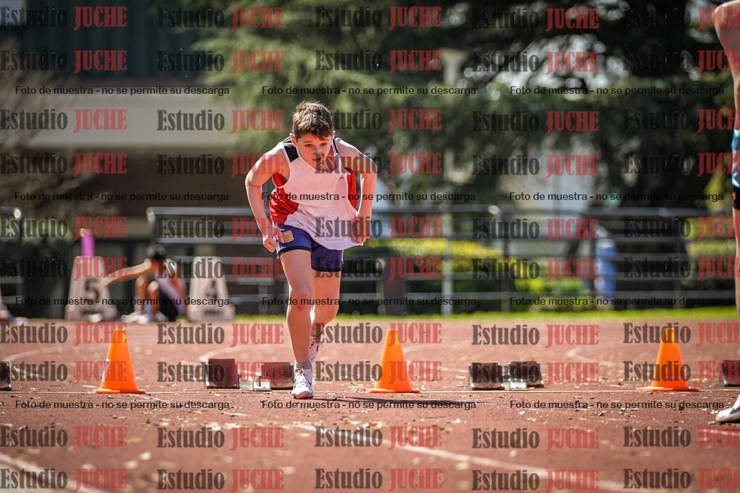 Fotos de los 80 m llanos de varones