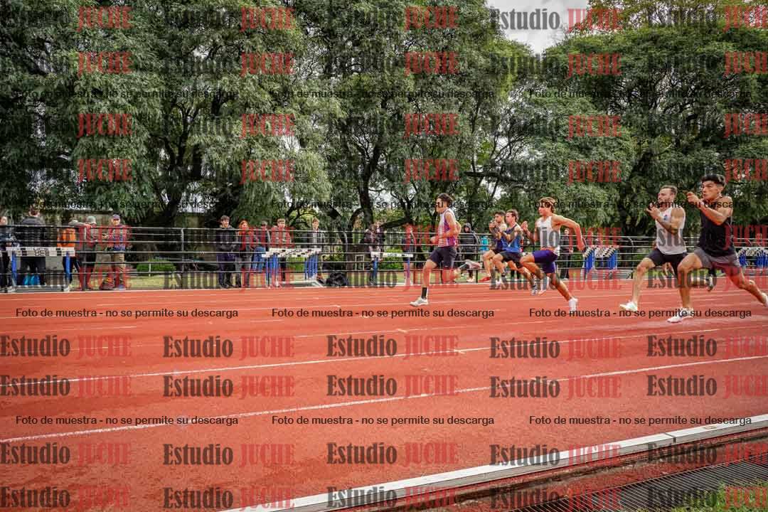 Fotos de los 100 m llanos de varones