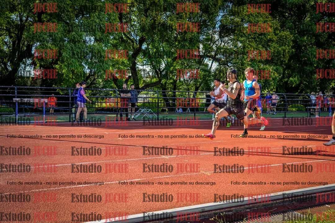 Fotos de los 100 m llanos de varones