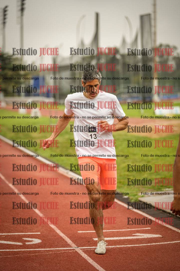Fotos de los 800 m llanos de varones