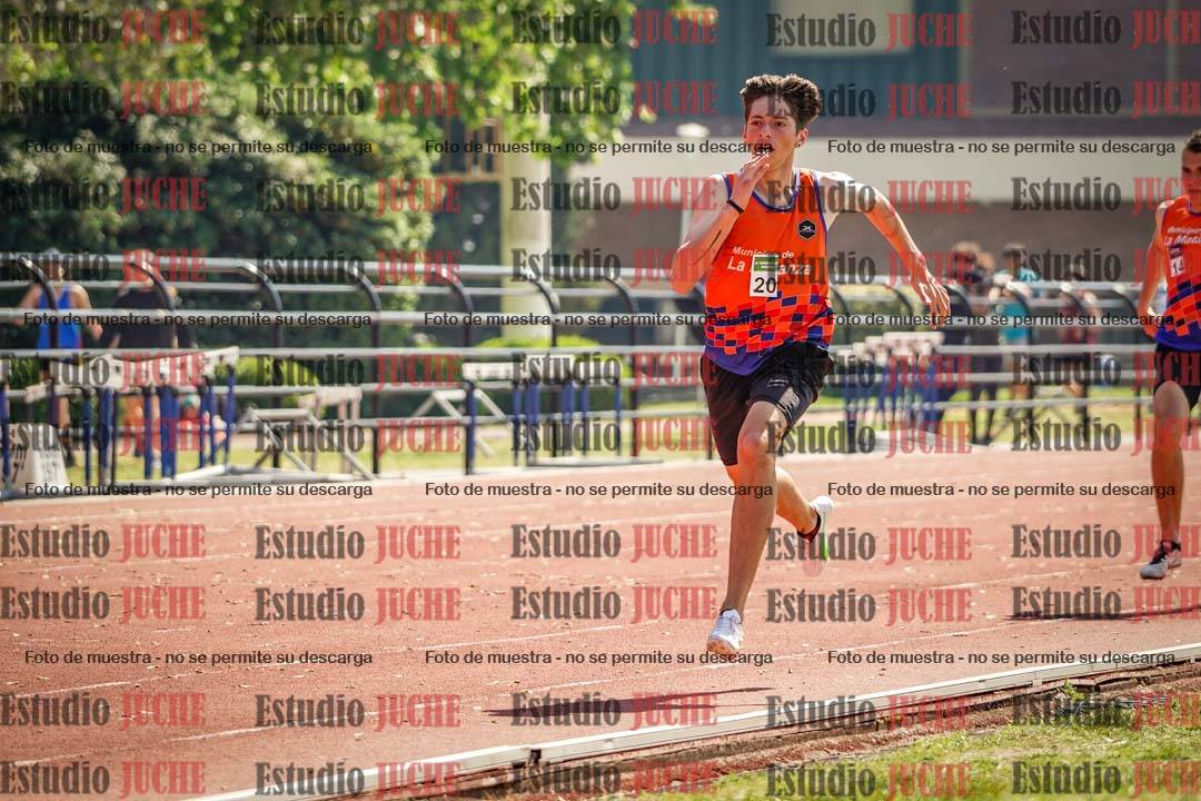 Fotos de los 800 m llanos de varones