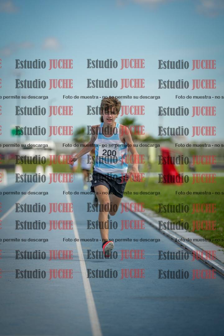 Fotos de los 1000 m llanos de varones