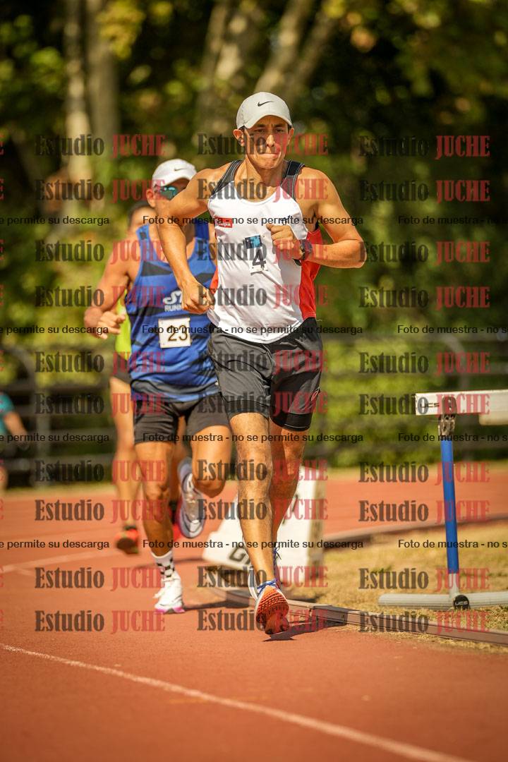 Fotos de los 3000 m llanos de varones