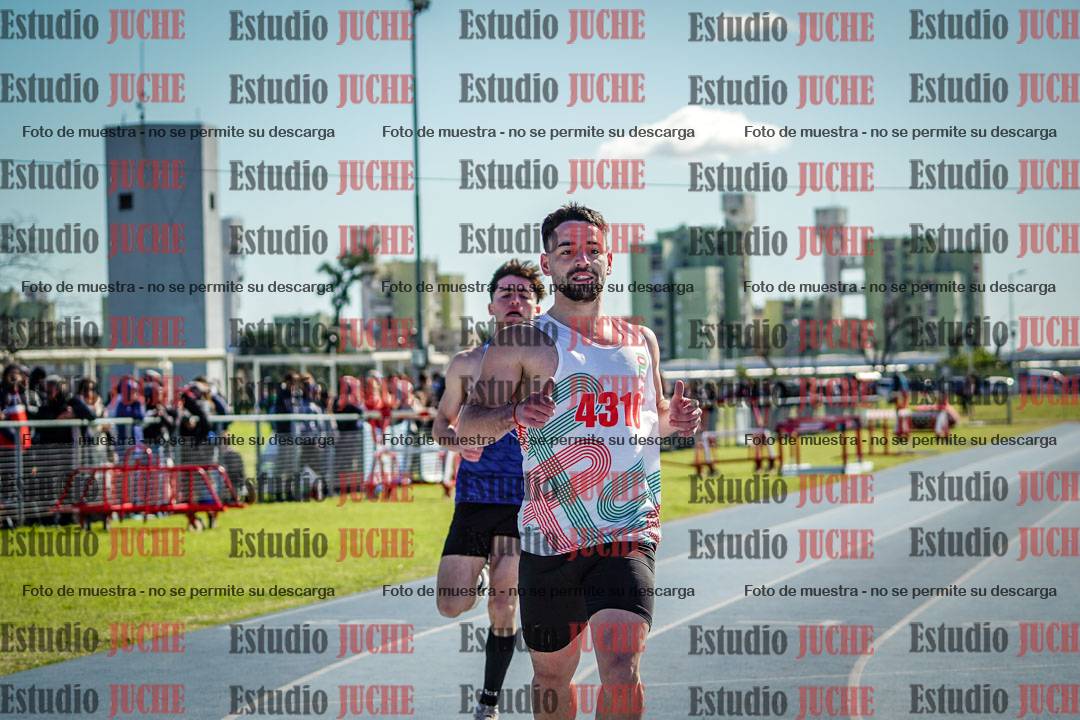 Fotos de los 200 m llanos de varones
