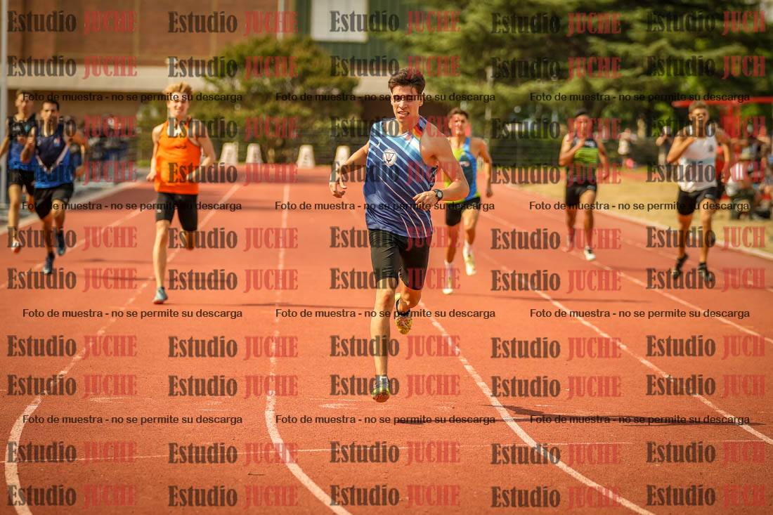 Fotos de los 400 m llanos de varones