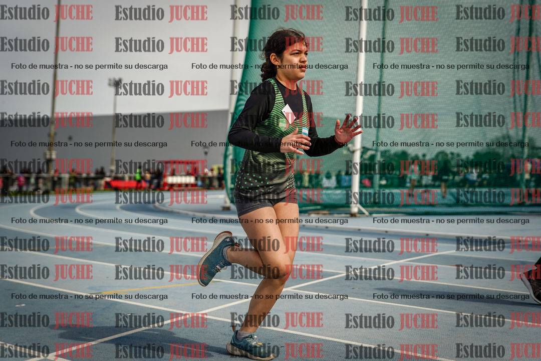 Fotos de los 800 m llanos de mujeres - U14