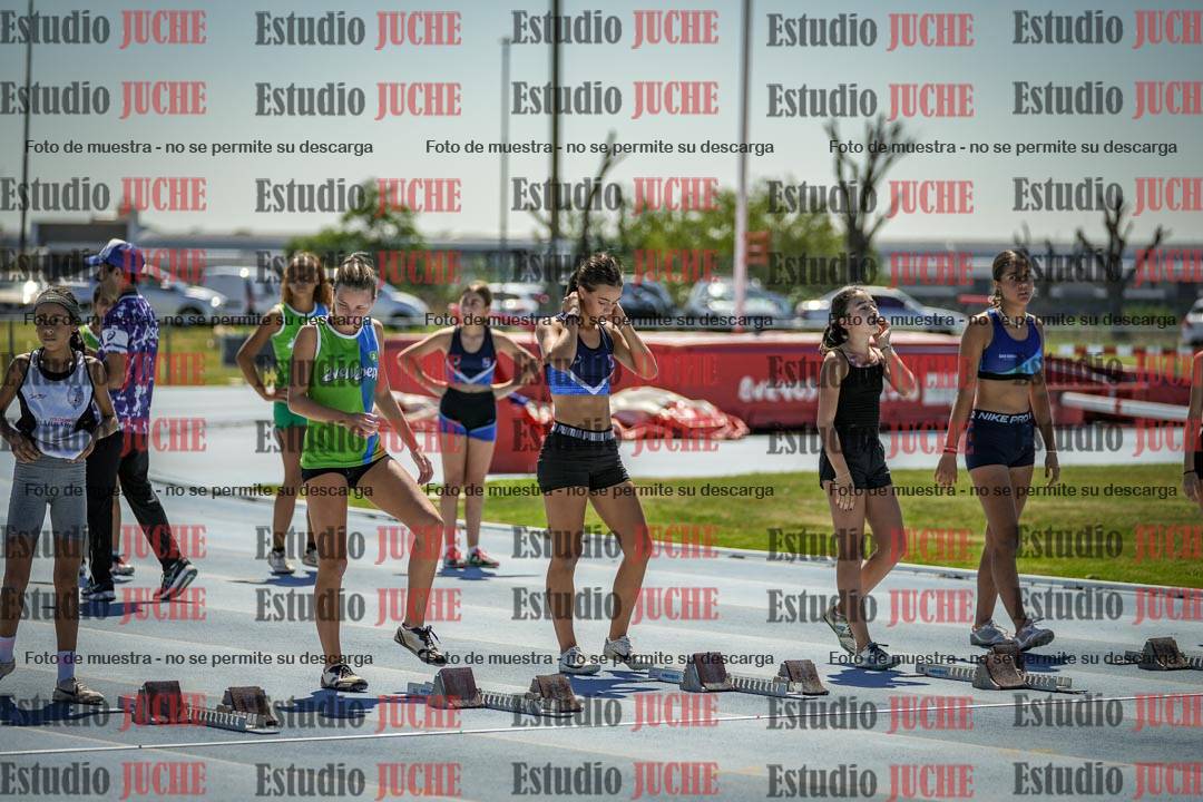 Fotos de los 80 m llanos de mujeres