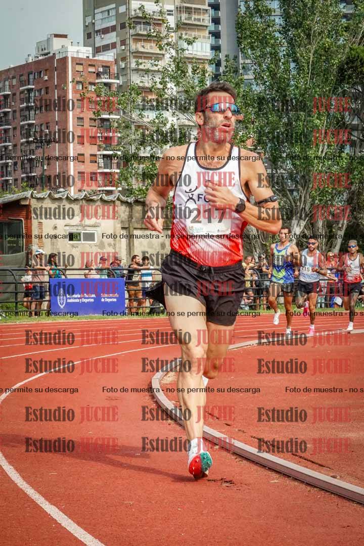 Fotos de los 3000 m llanos de varones