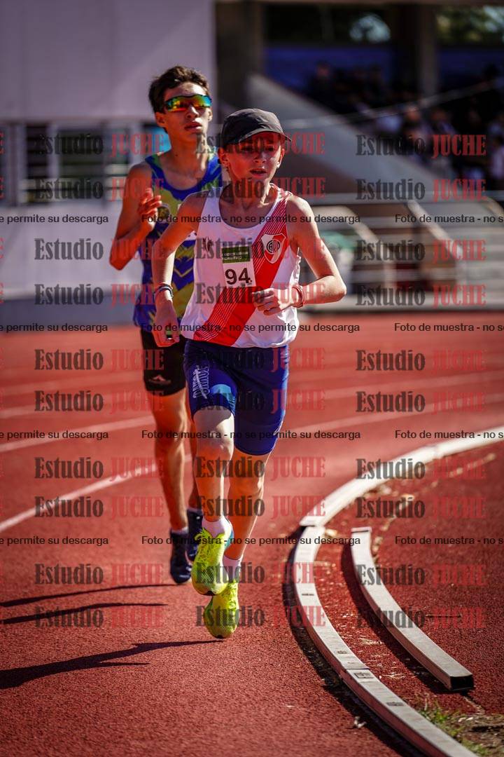 Fotos de los 2400 m de varones