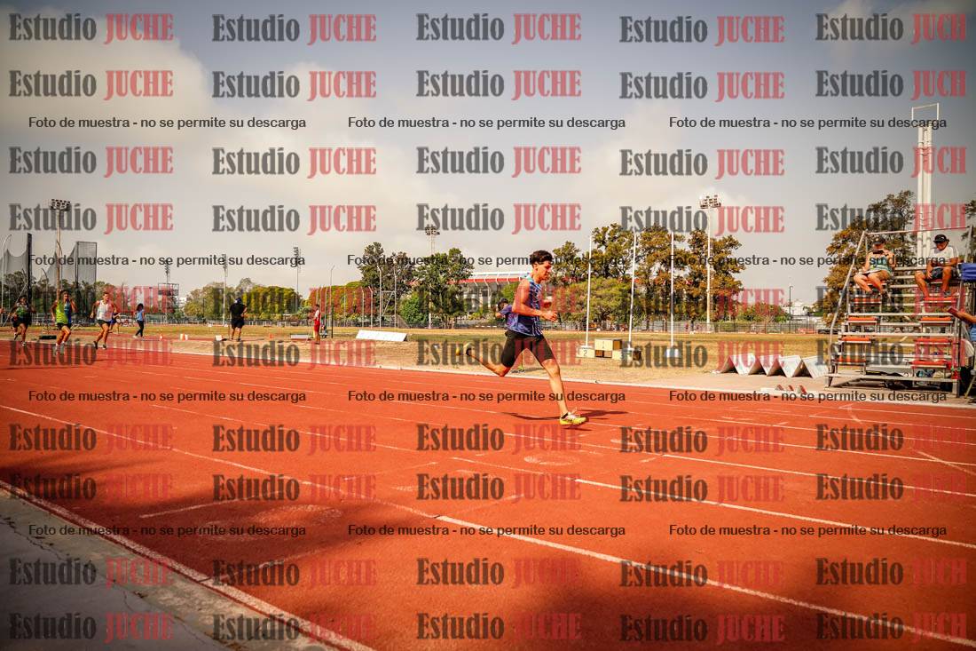 Fotos de los 400 m llanos de varones