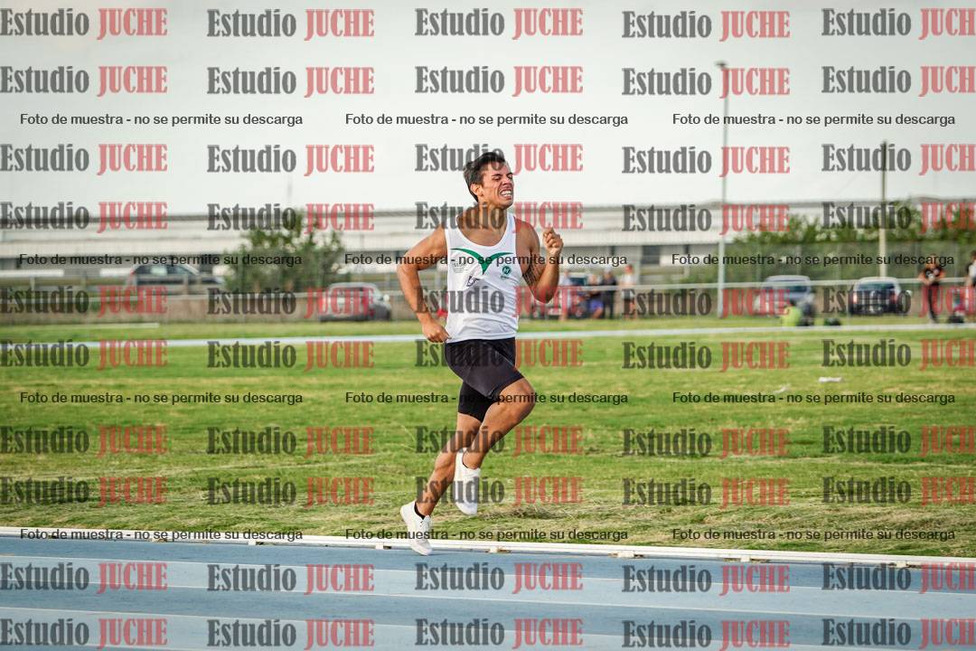 Fotos de los 800 m llanos de varones