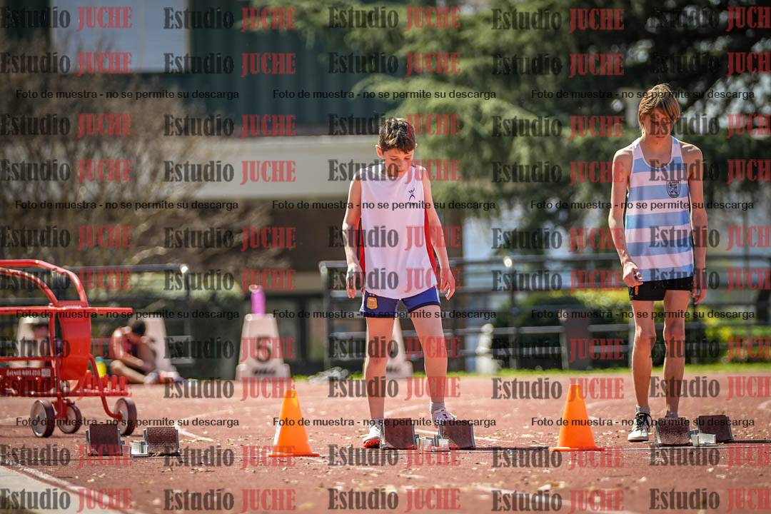 Fotos de los 80 m llanos de varones