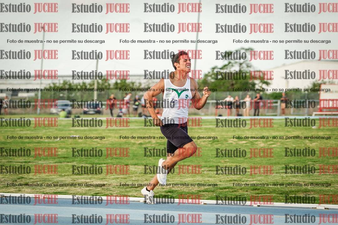 Fotos de los 800 m llanos de varones