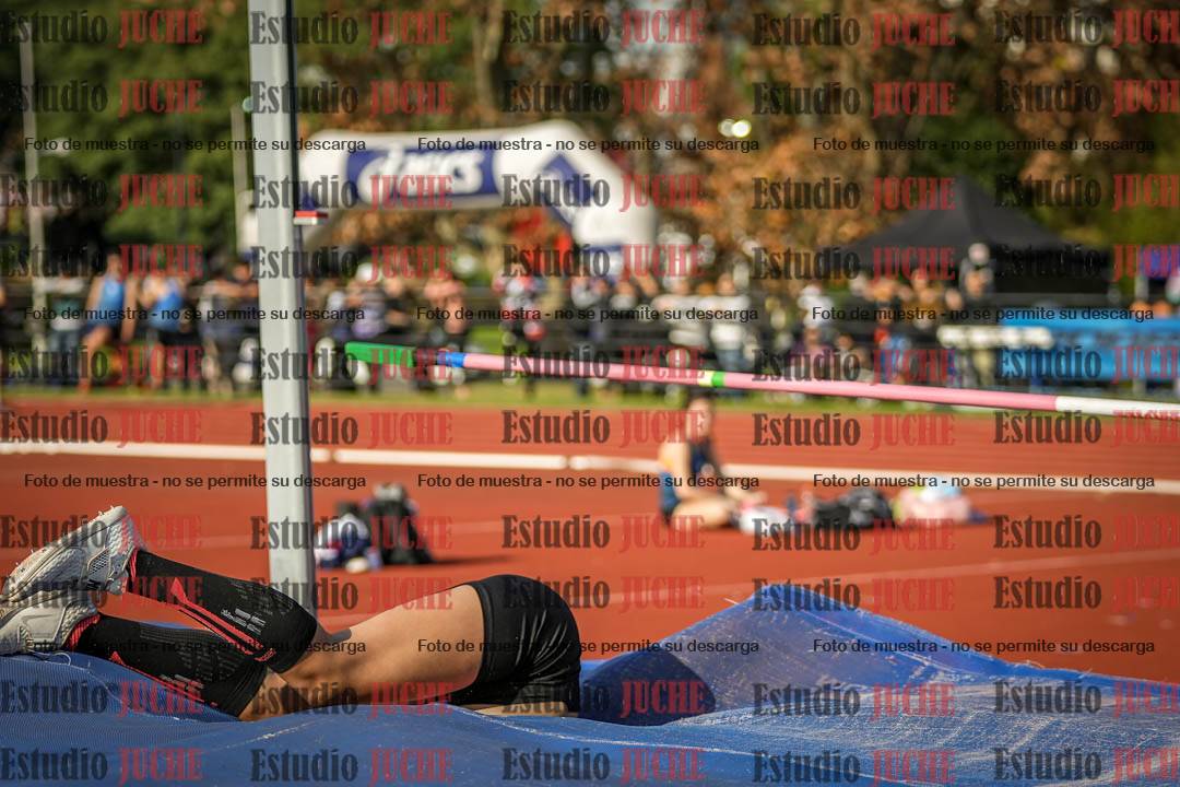 Fotos del salto en alto de mujeres
