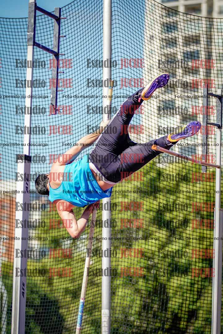 Fotos del salto triple de mujeres y varones